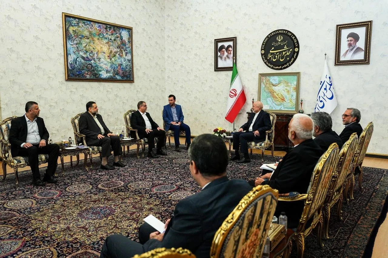 قالیباف؛ مذاکره ابزار مبارزه است و نباید از تقابل با استکبار دست کشید